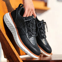 Classic Low-Top Leather Sneakers - detail