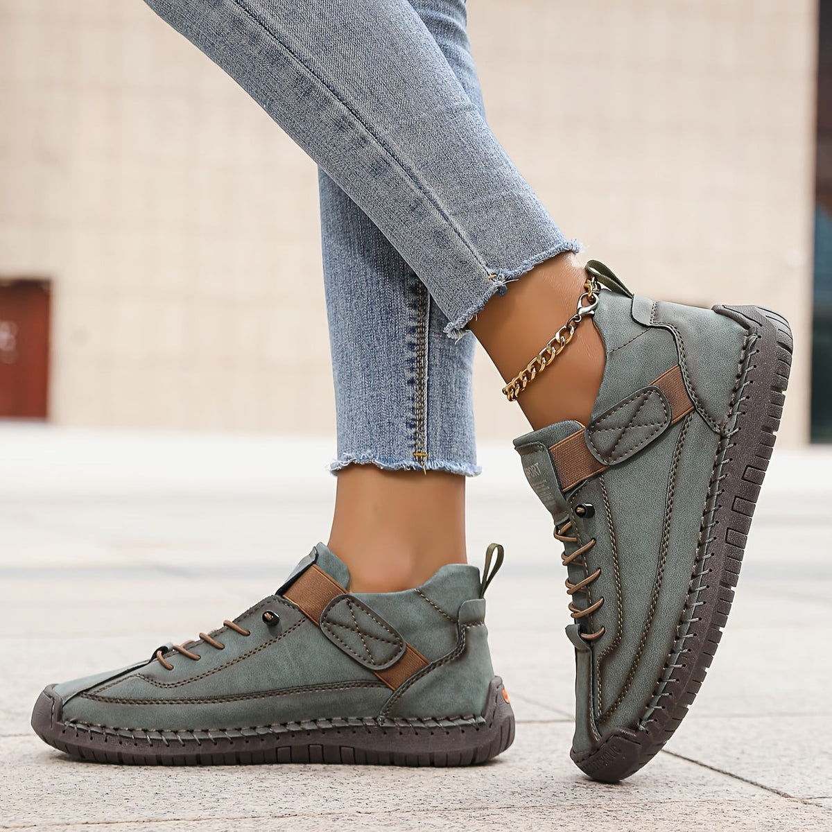 Women's Cushioned Comfort Sneakers | High Top - front