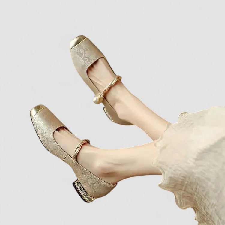 Women's Mary Jane Shoes | Low Heel - look