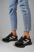 Black / Beige