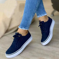 Women's Platform Lace-Up Sneakers | Brogue Sole Detail Detail