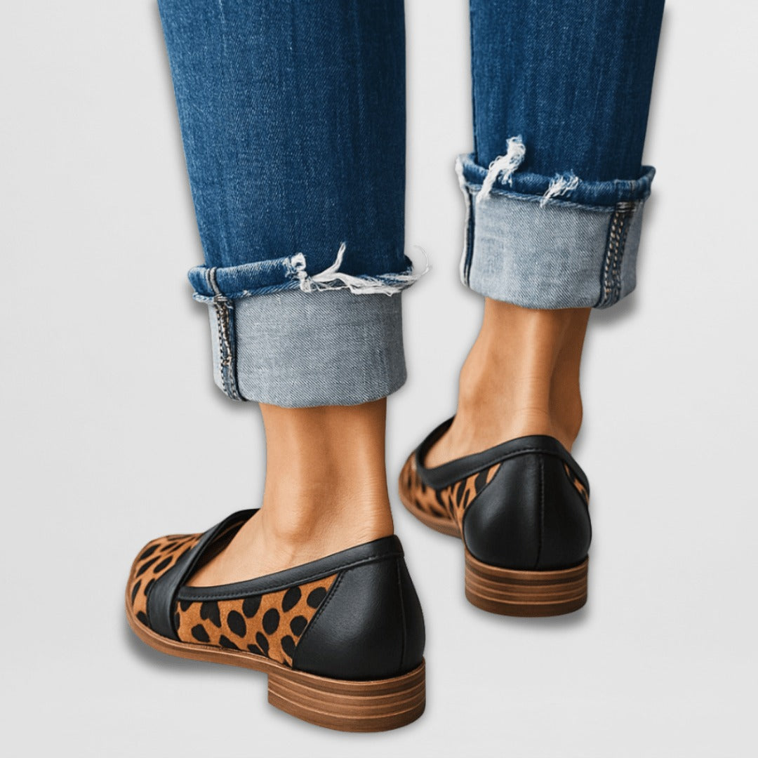 Women's Suede Loafers | Pointed Toe - detail