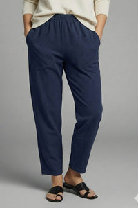 Women's Tapered Trousers | Elastic Waist with Side Pockets Lifestyle