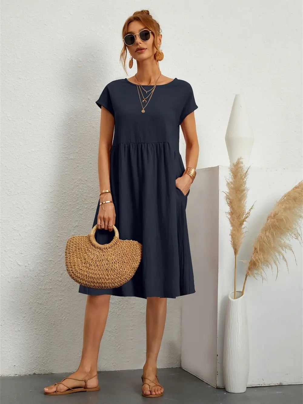 Women's Casual Short Sleeve Pocket Dress - side