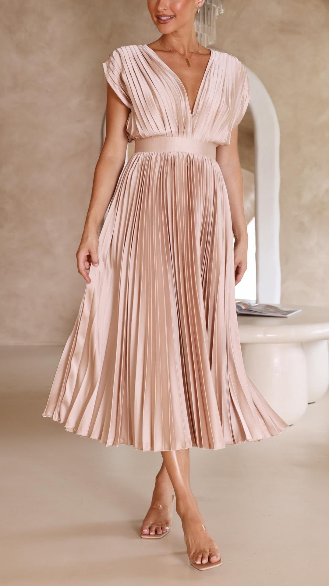 Women's Elegant Pleated Maxi Dress | V-Neck - close-up