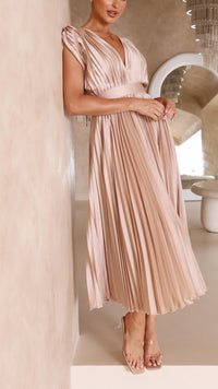 Women's Elegant Pleated Maxi Dress | V-Neck - look