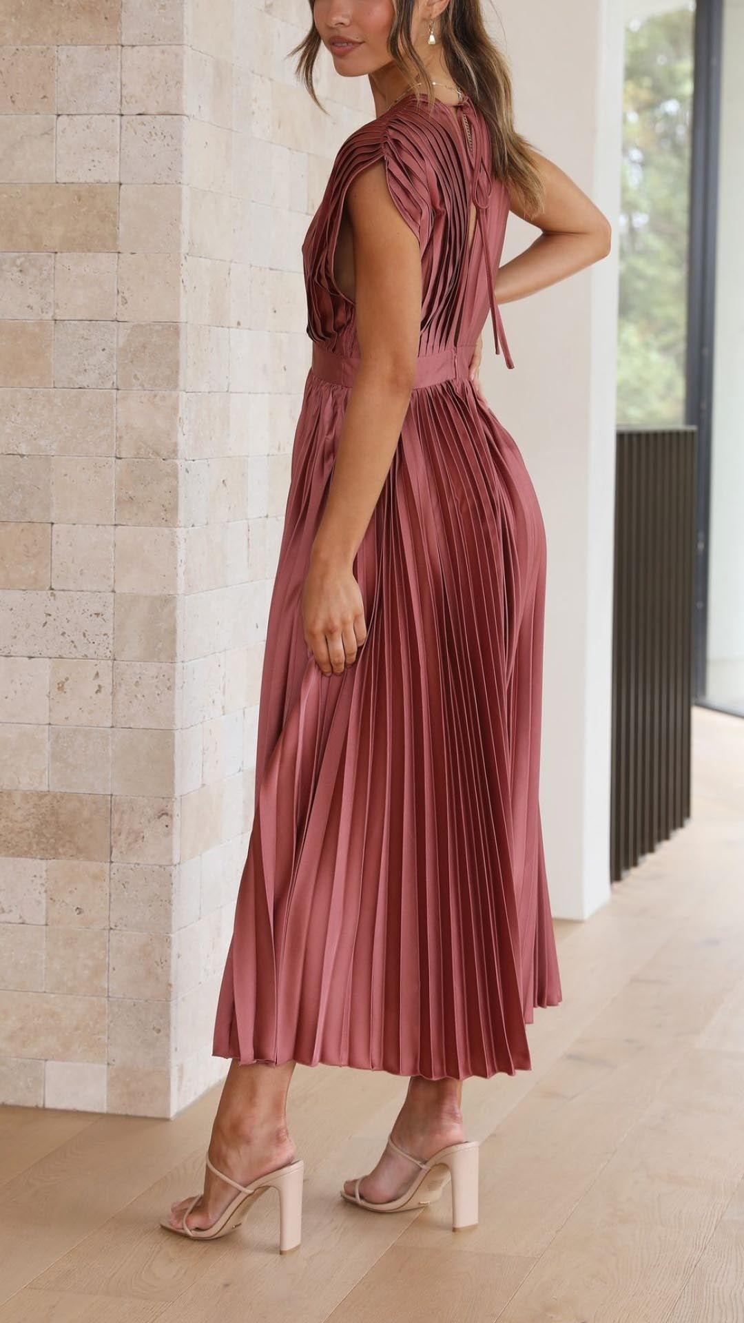 Women's Elegant Pleated Maxi Dress | V-Neck - side