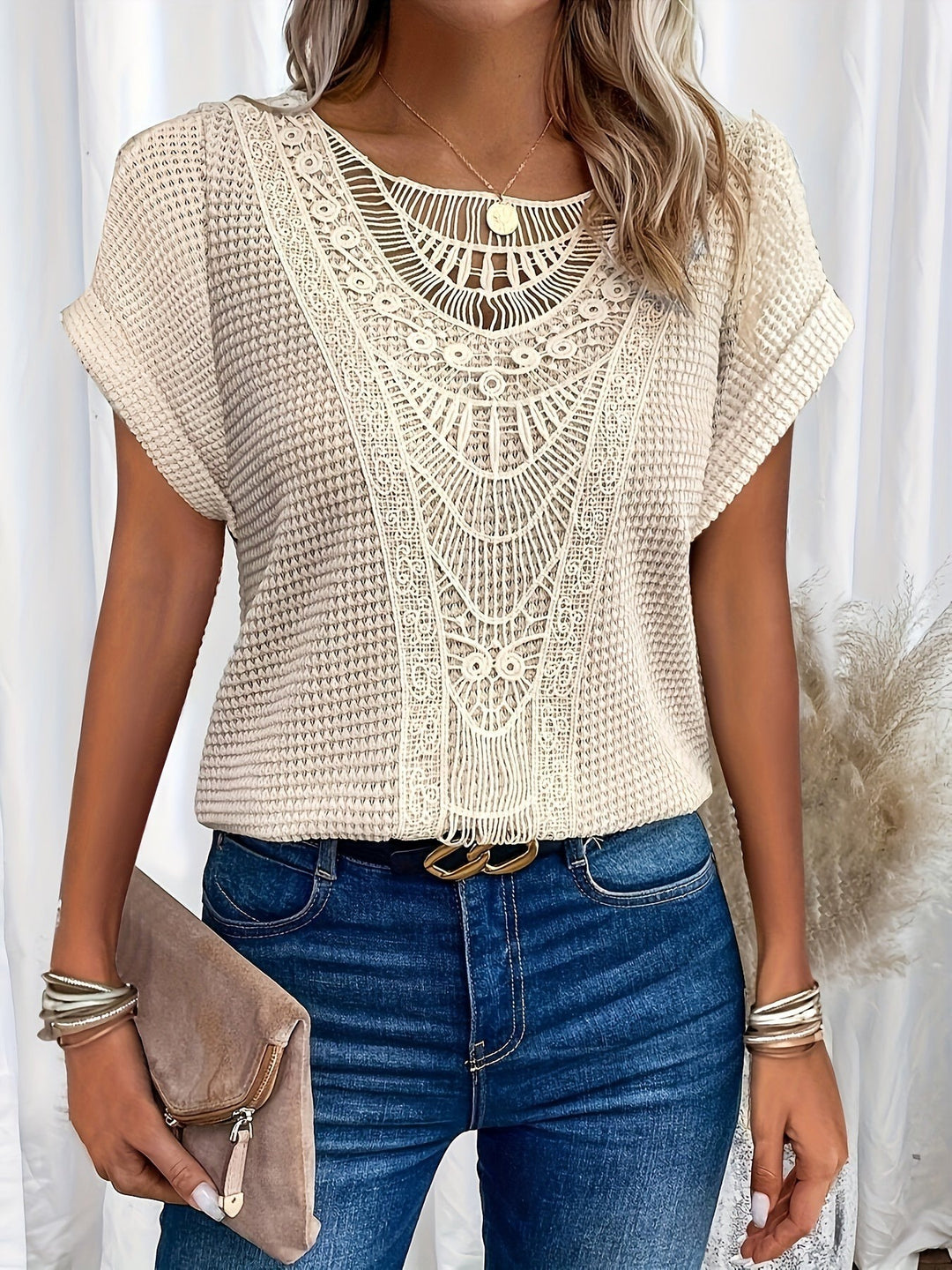 Women's Round Neck Lace Trim Top - hero