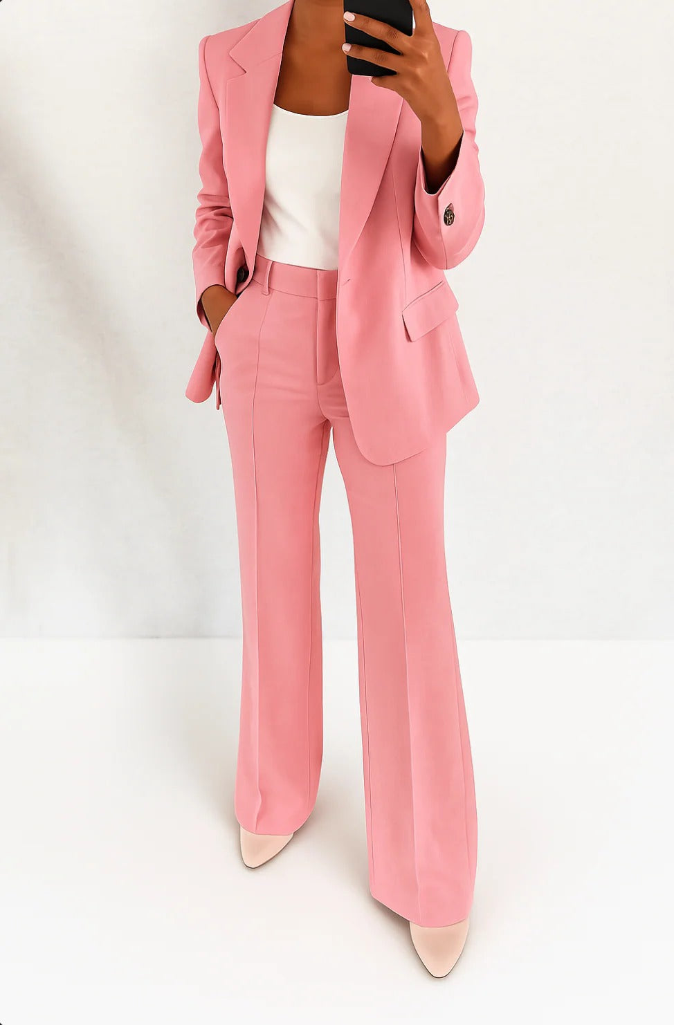 Women's Two-Piece Suit - detail